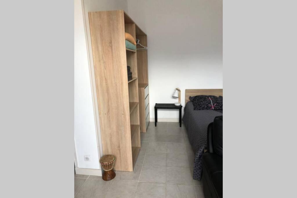 Studio Sympathique Proche De La Gare Et L'Hopital Montereau-faut-Yonne Kültér fotó